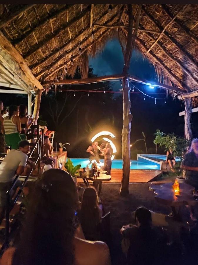 Raindance Vandrerhjem Santa Cruz Eksteriør bilde